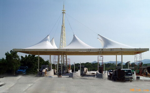 半透明膜結(jié)構(gòu)透光性的特點